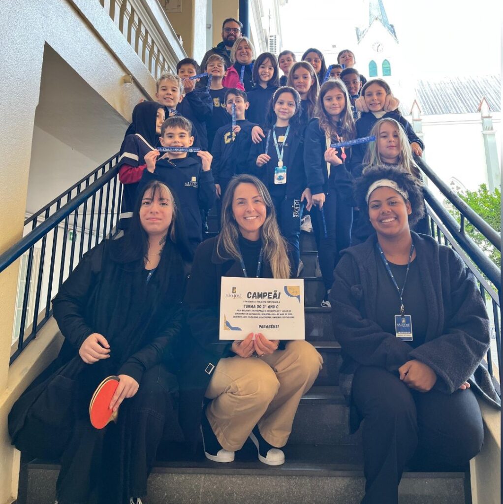 Premiados pela participação na Gincana e  na Mini Olimpíada de Matemática