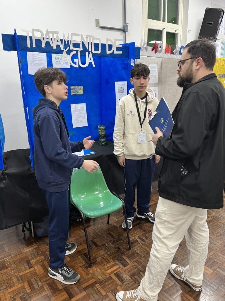 1º dia da MOCITECSJ – Mostra de Ciência, Inovação e Tecnologia do Colégio São José