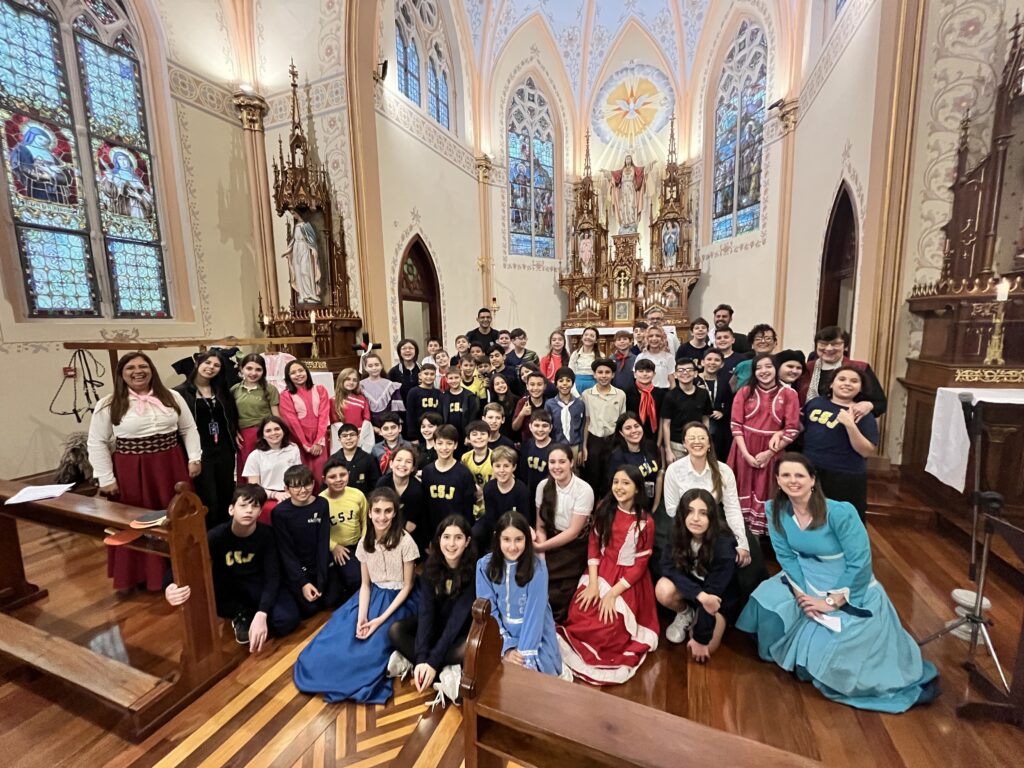 Missa Crioula com os 5°s anos