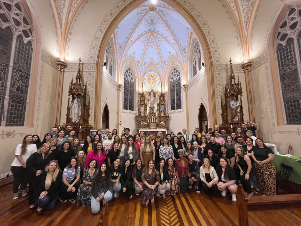 Celebração Eucarística – Homenagens aos Educadores