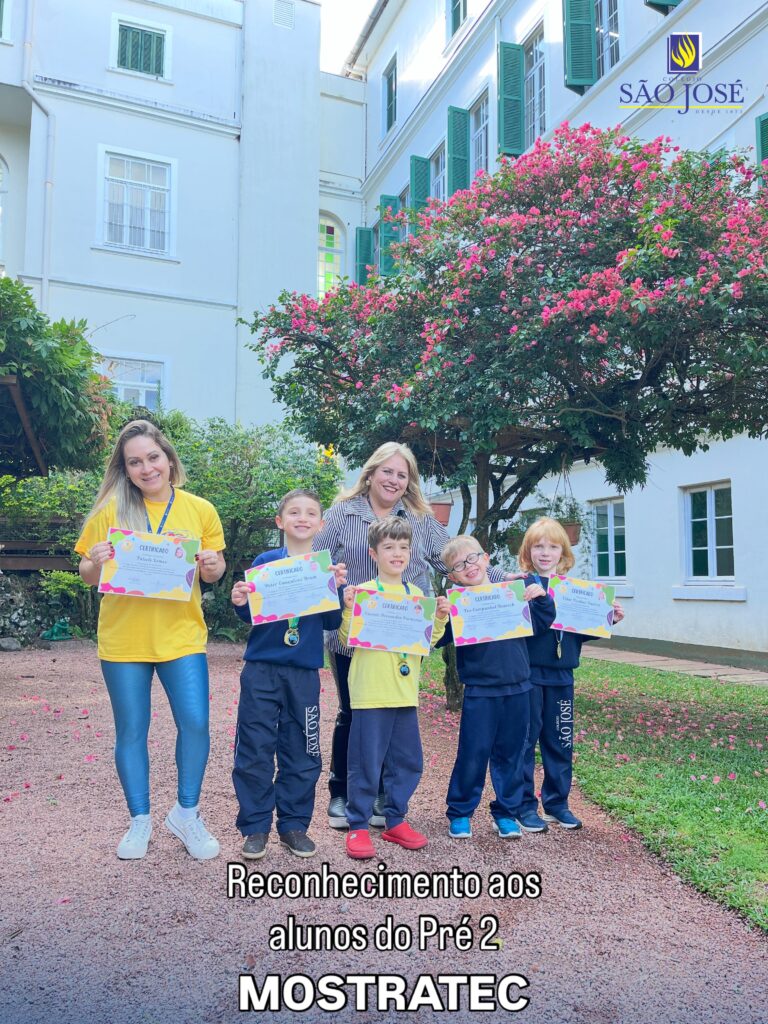 Entrega de Certificados em Reconhecimento pela MOSTRATEC